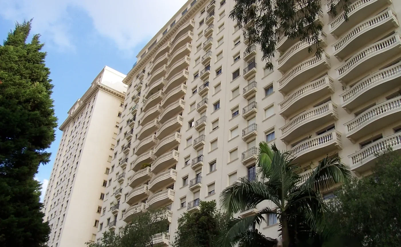 Condomínio Edifício Avignon, onde a Steeltec executou drenagem de subsolo e guaritas — foto 1